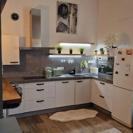 Stylish 10 Min Walk To Old Town Apartamento *
