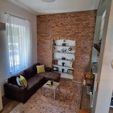 Apartamento Stylish 10 Min Walk To Old Town *